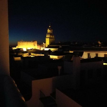 Piso Con Terraza Y Vistas Espectaculares Appartement Carmona  Buitenkant foto
