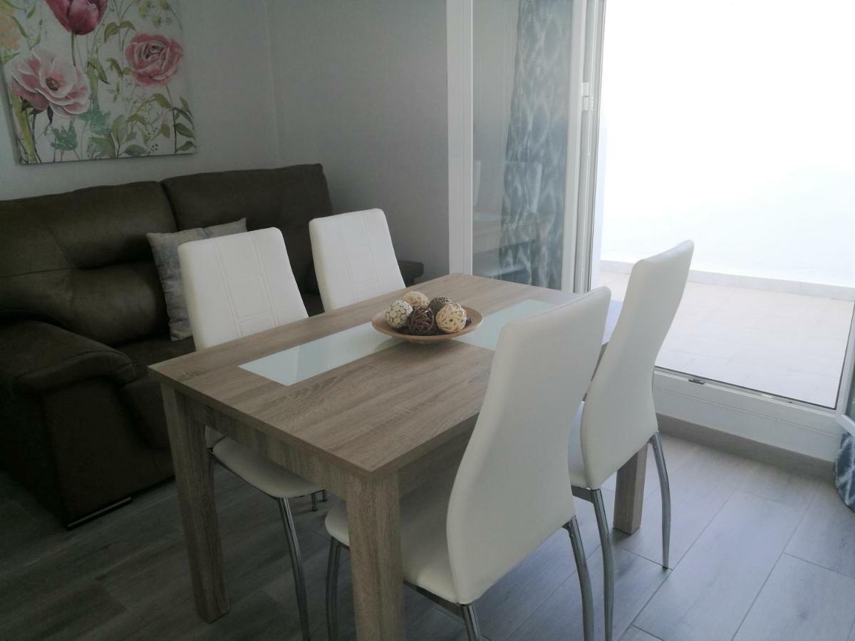 Piso Con Terraza Y Vistas Espectaculares Appartement Carmona  Buitenkant foto