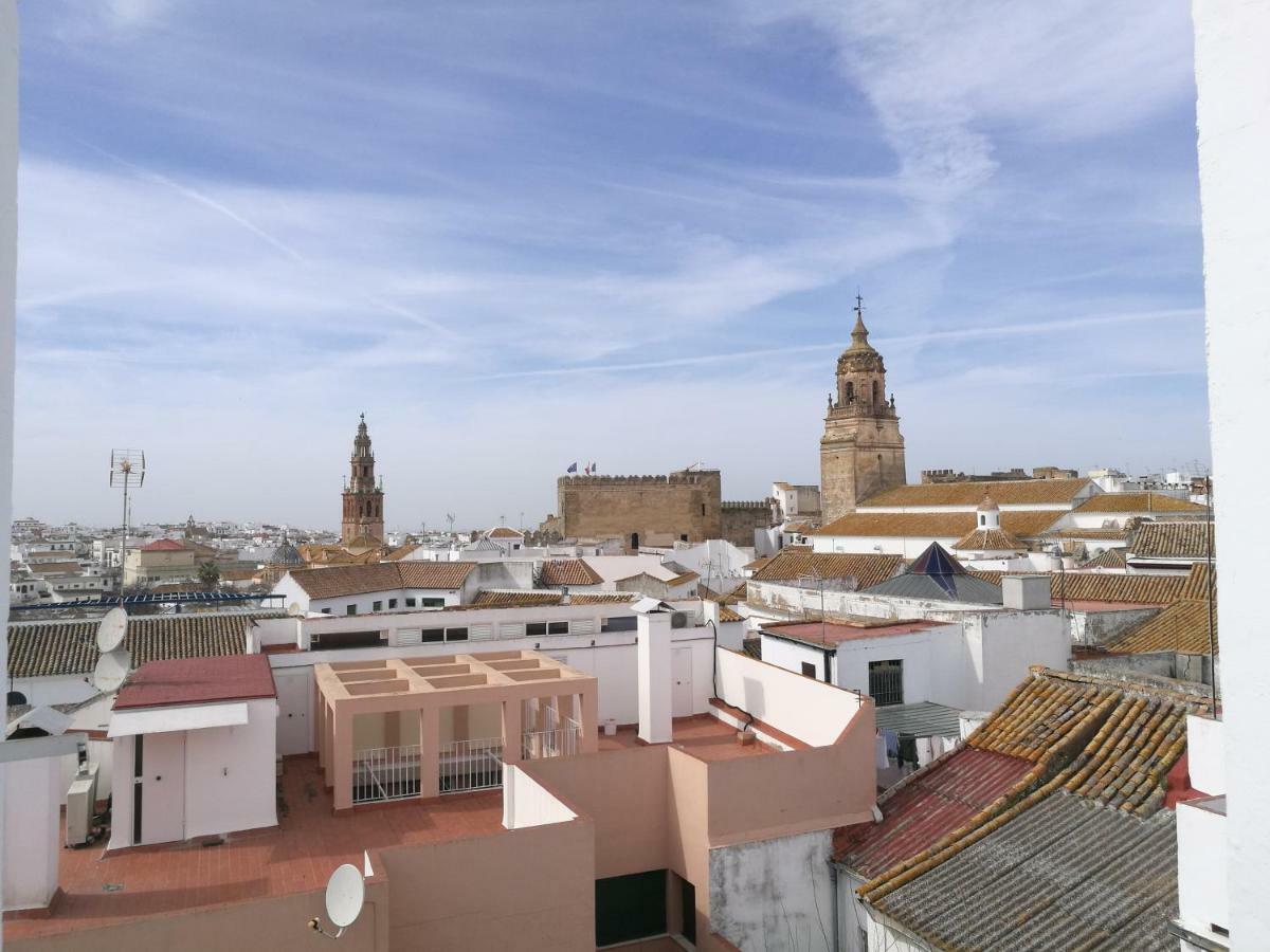 Piso Con Terraza Y Vistas Espectaculares Appartement Carmona  Buitenkant foto